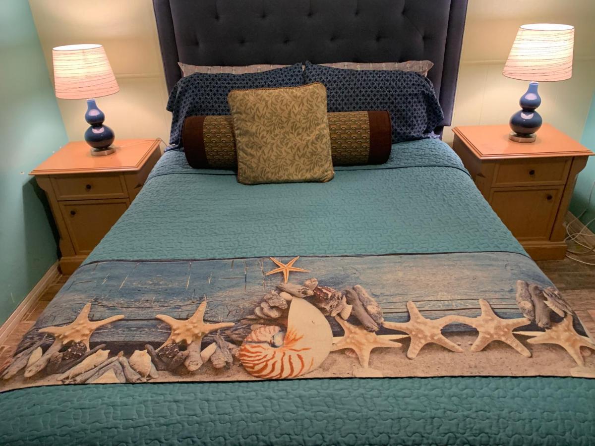 Michaels Siesta Motel Сейнт Питърсбърг Екстериор снимка