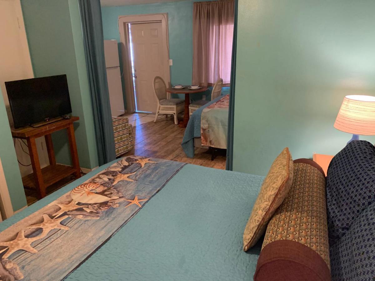 Michaels Siesta Motel Сейнт Питърсбърг Екстериор снимка