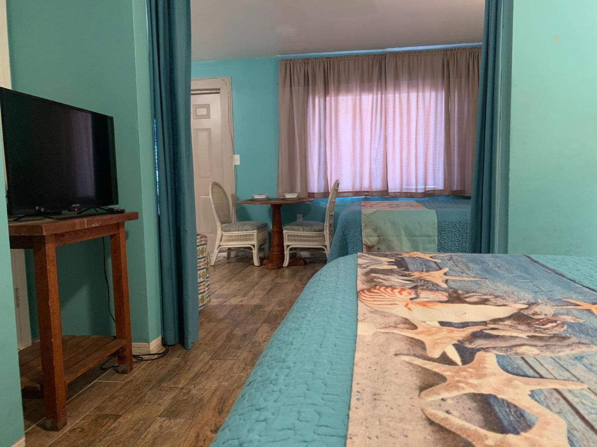 Michaels Siesta Motel Сейнт Питърсбърг Екстериор снимка