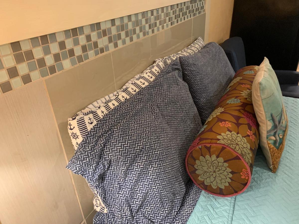 Michaels Siesta Motel Сейнт Питърсбърг Екстериор снимка
