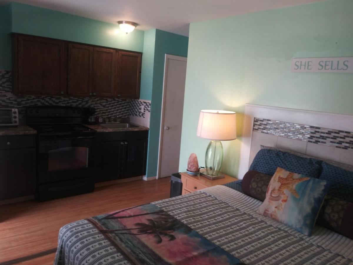 Michaels Siesta Motel Сейнт Питърсбърг Екстериор снимка